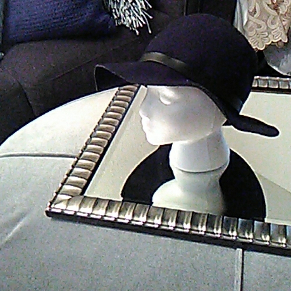 Floppy hat